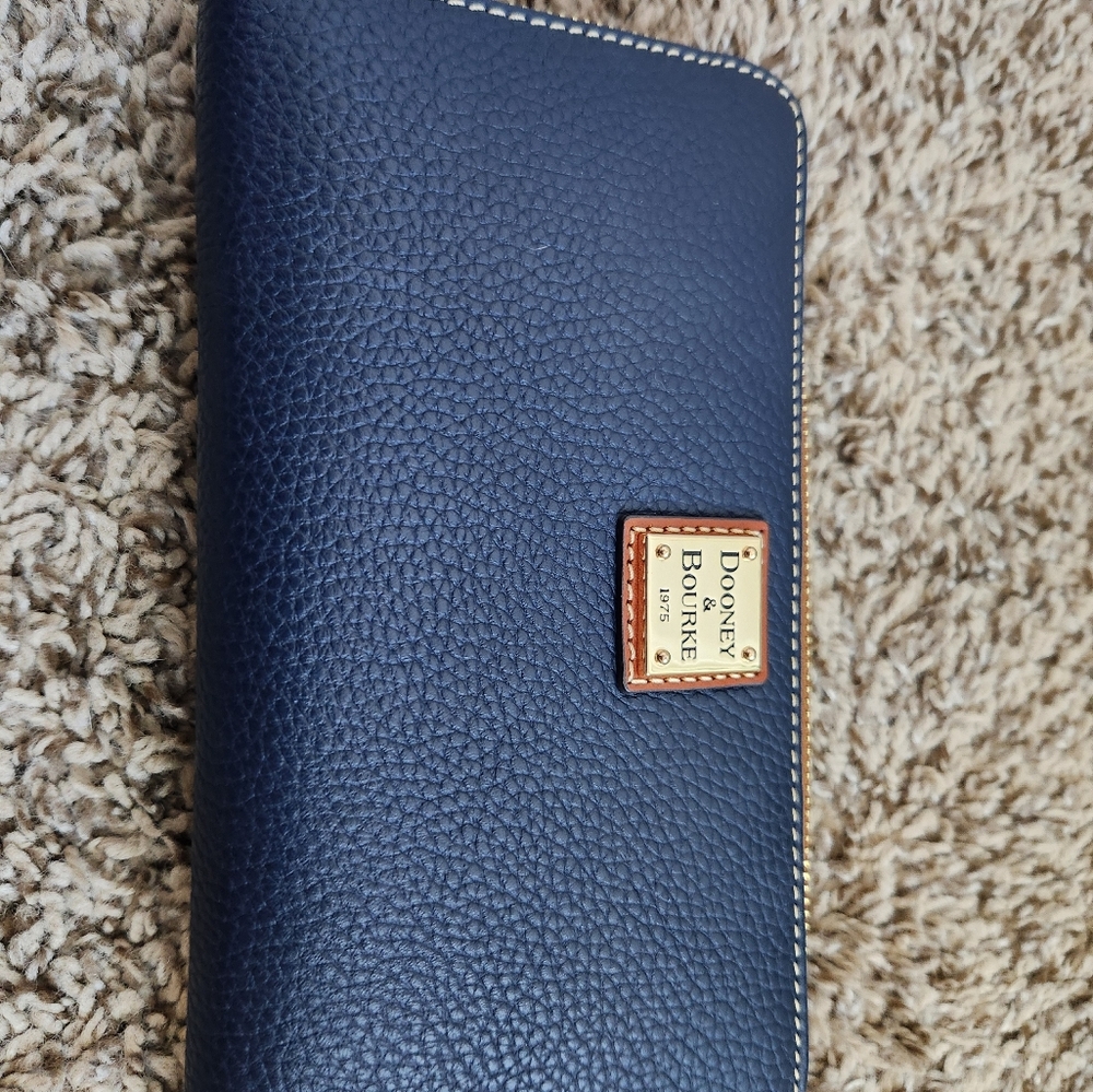 Dooney and Bourke Wallet/ Wristlet